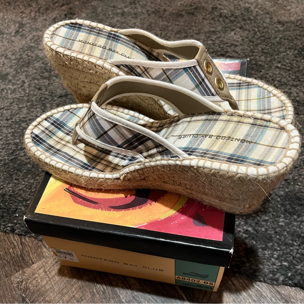 Montego Bay Club. 71/2 women’s shoes. Plaid flip flops.